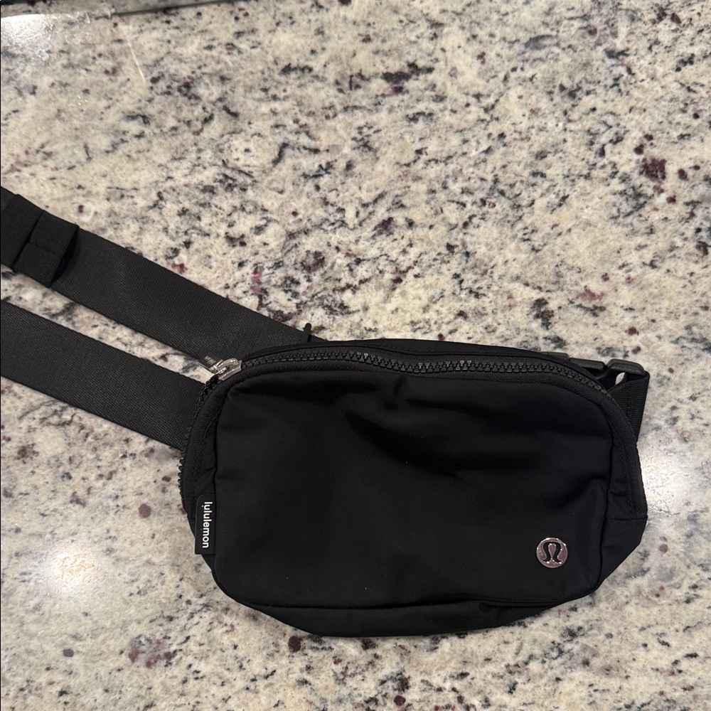 lululemon athletica Black Belt Bag
